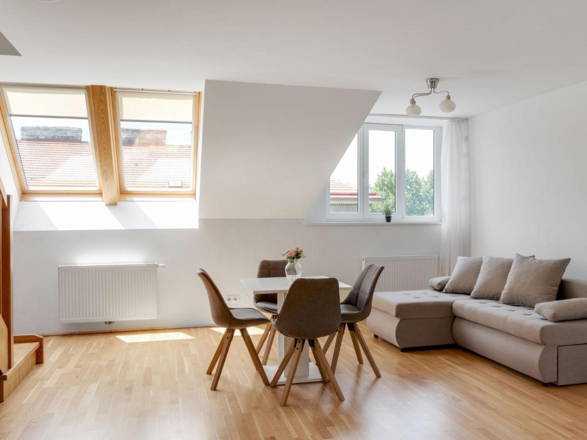 Elegant Apartment In Vienna With Patio Eksteriør billede