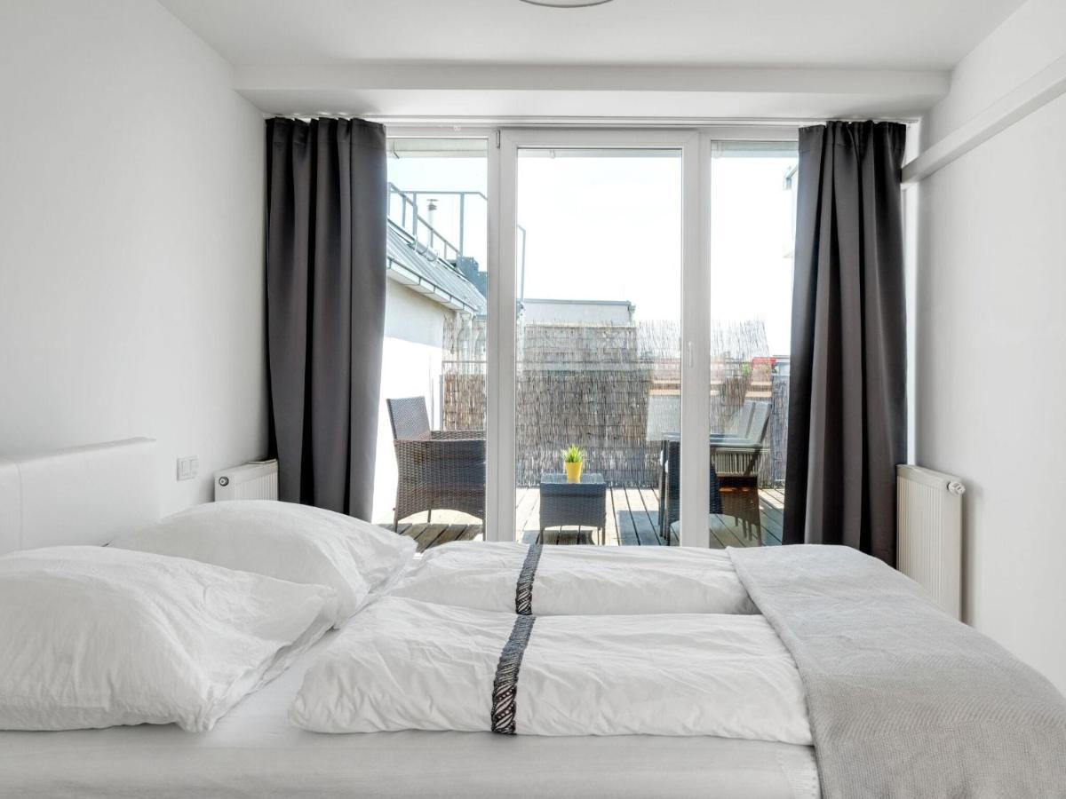 Elegant Apartment In Vienna With Patio Eksteriør billede